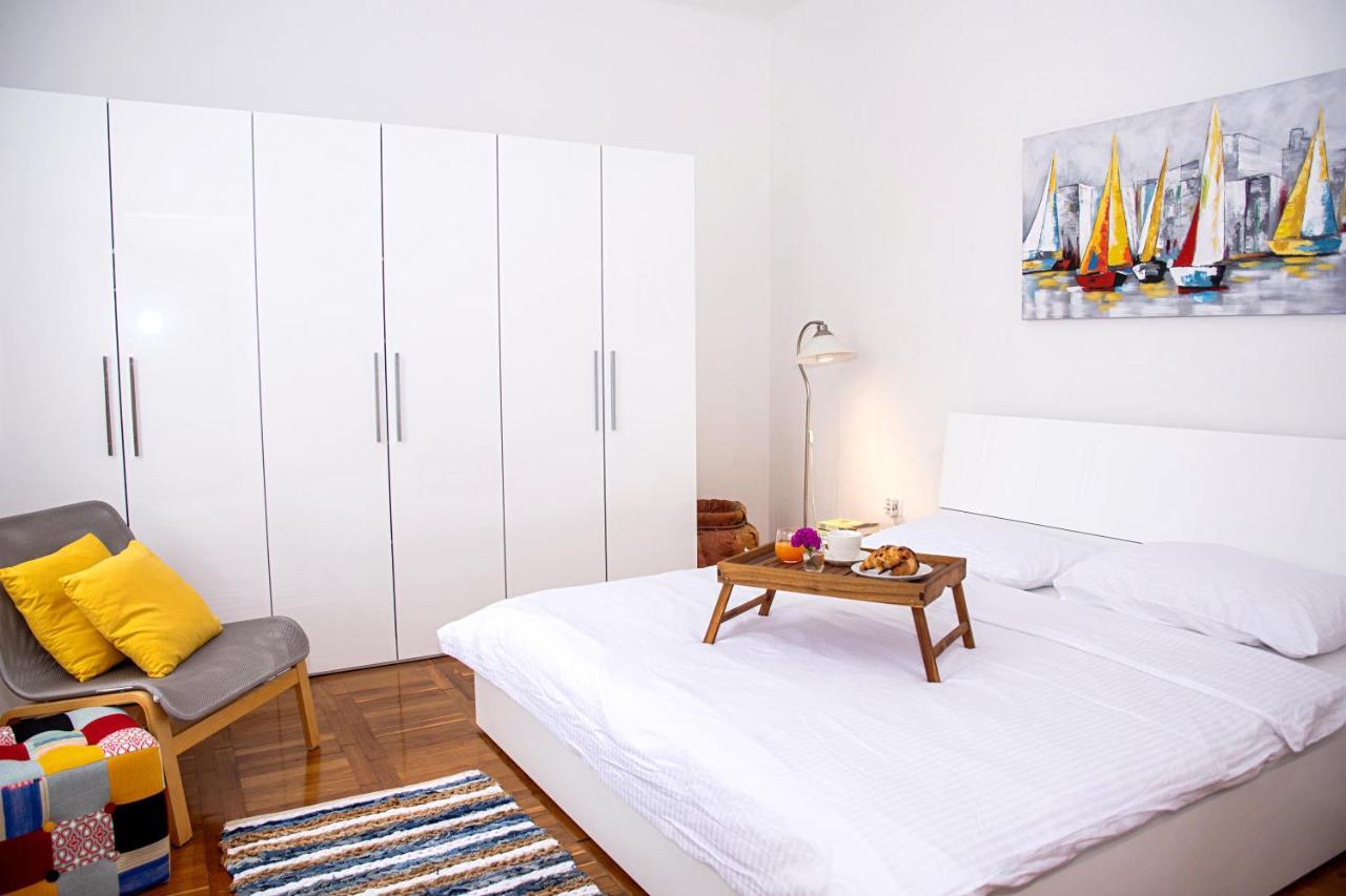 Apartment Dinos Place *