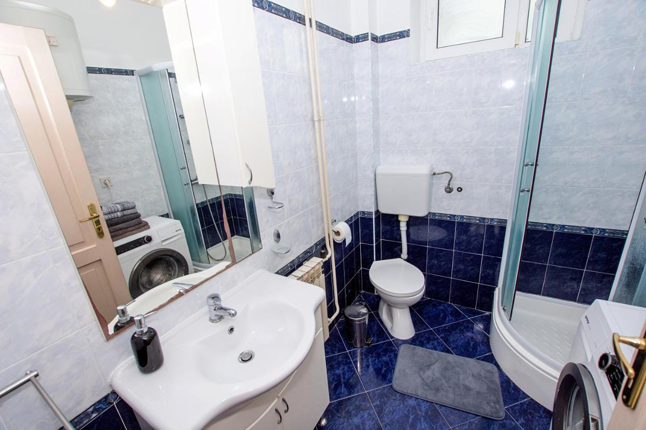 Apartament Dinos Place